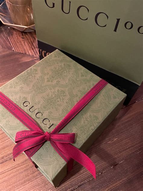 gucci gift wrapping paper|gucci christmas wrapping paper.